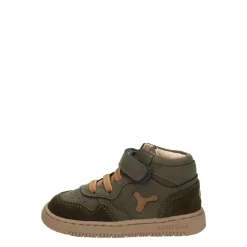 Baby-Proof Sneaker