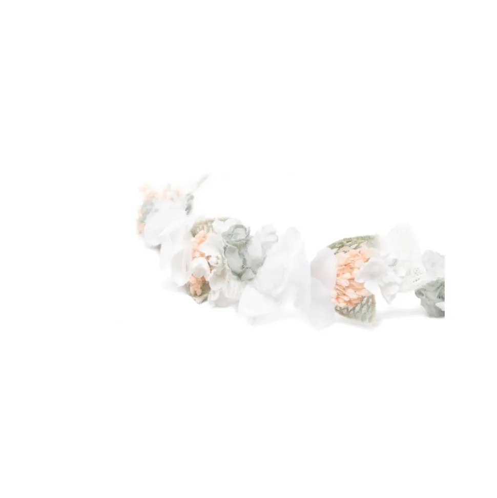 Coroncina con fiori e tulle