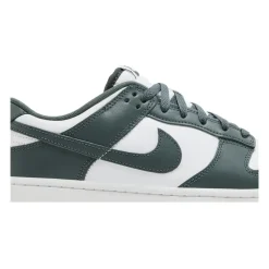 Dunk Low Retro