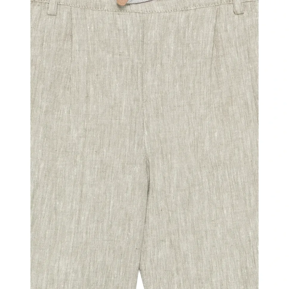 EY6P19 I0316 Shorts