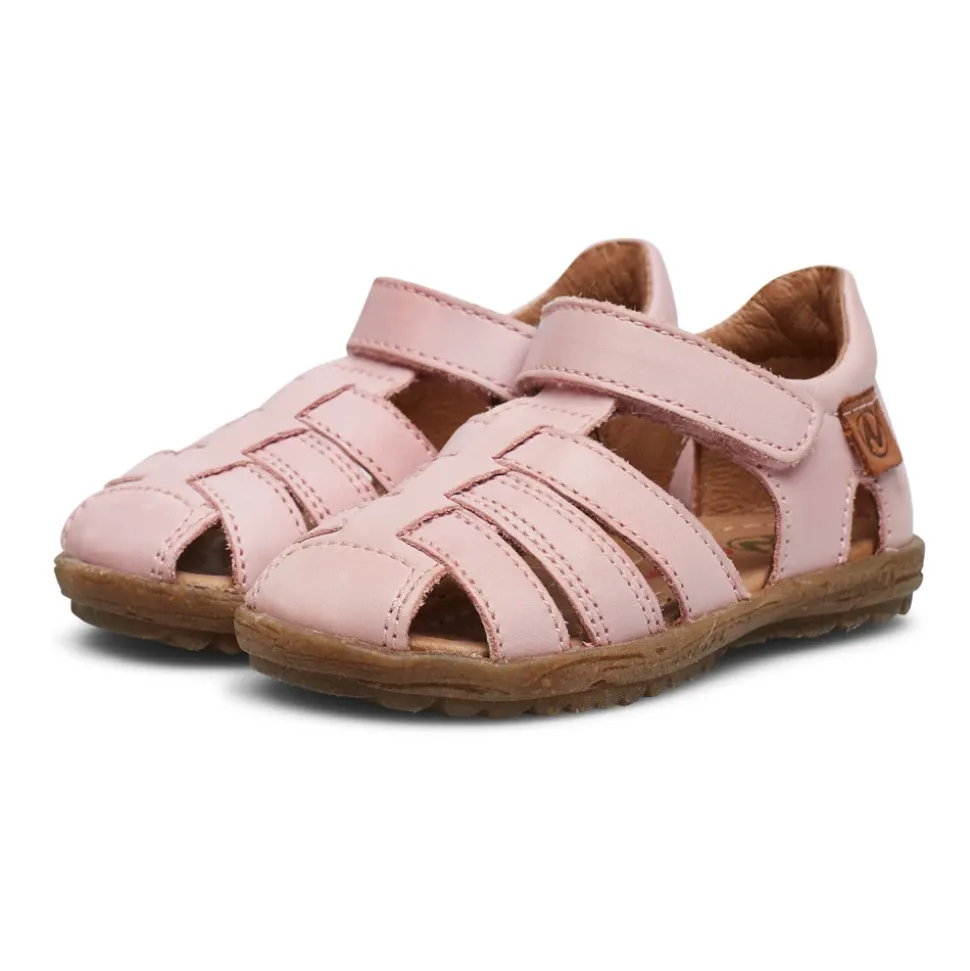 Half-closed leather sandals SEE