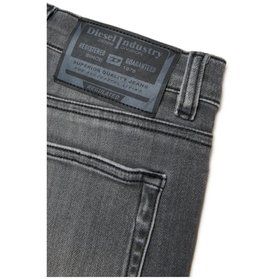 Jeansy