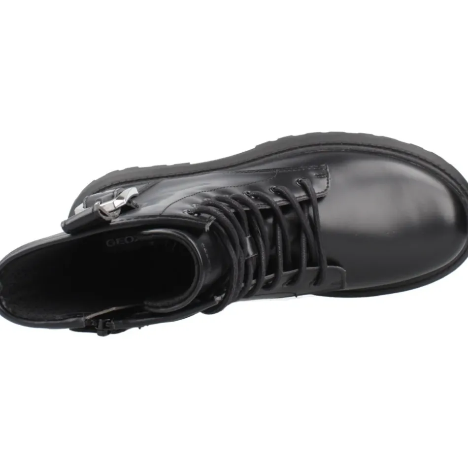 J Maquinnens Boot