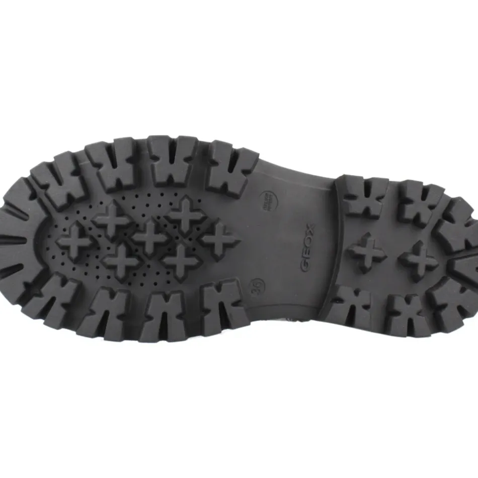J Maquinnens Boot