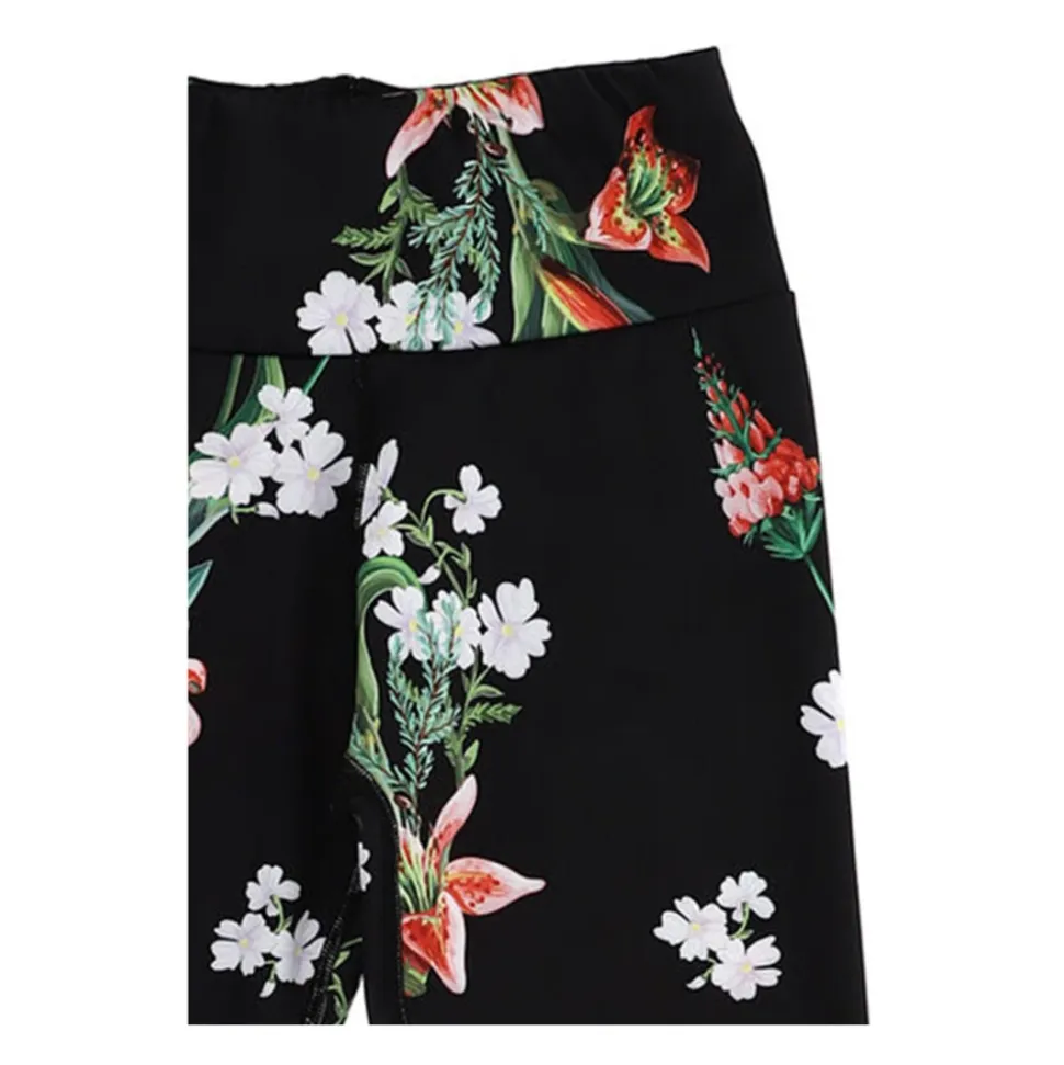 Legginsy z tropikalnym nadrukiem