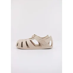 Nemo Solid Sandals