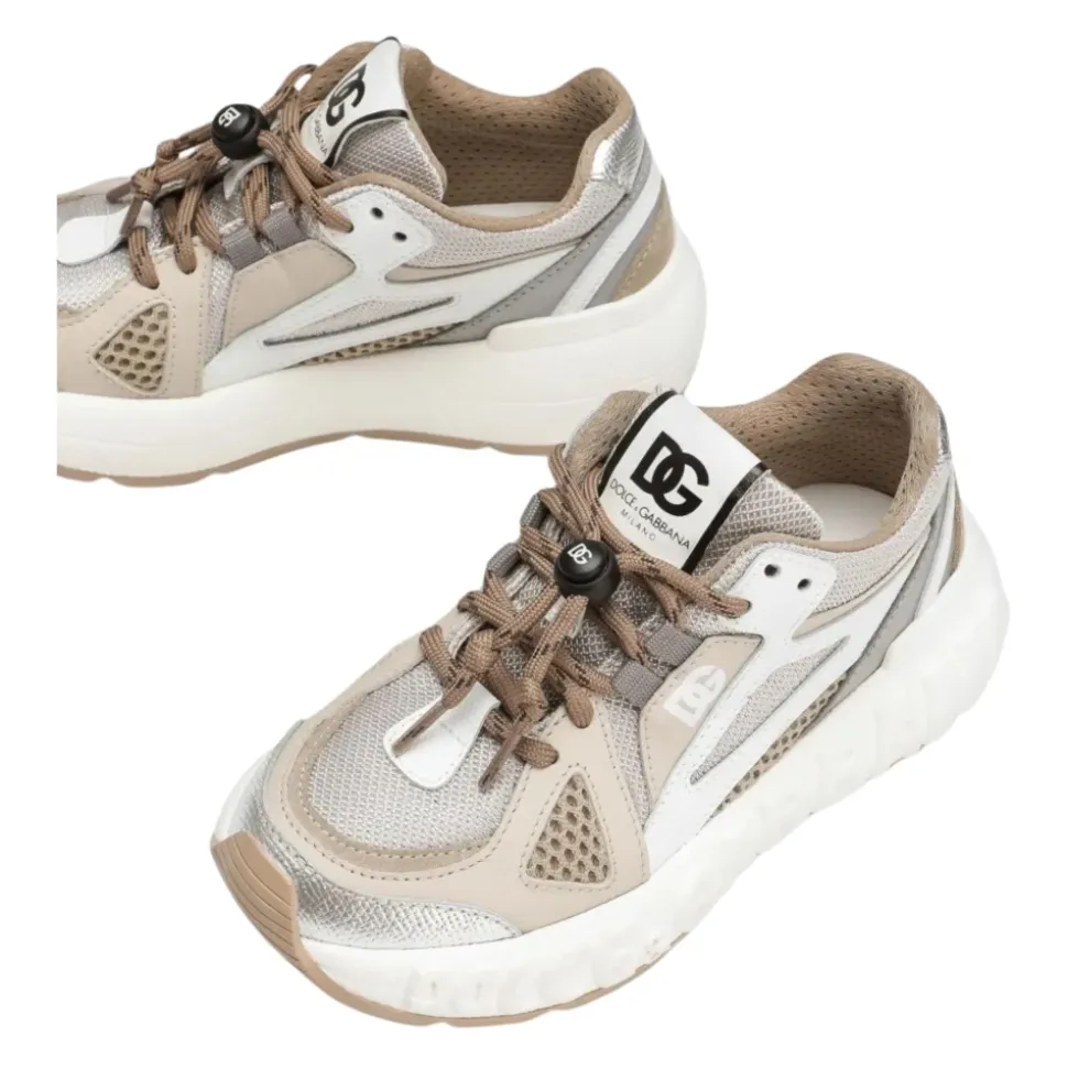 Nylonowe sneakersy z siateczki