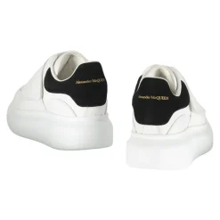 Oversized Sneaker