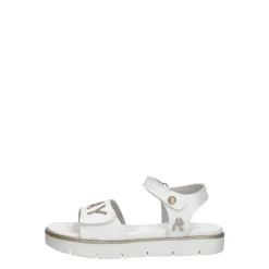 Sandal 4