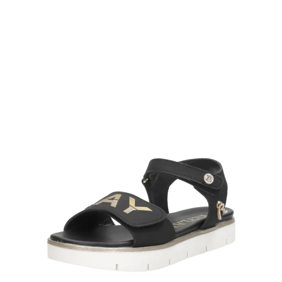 Sandal 6