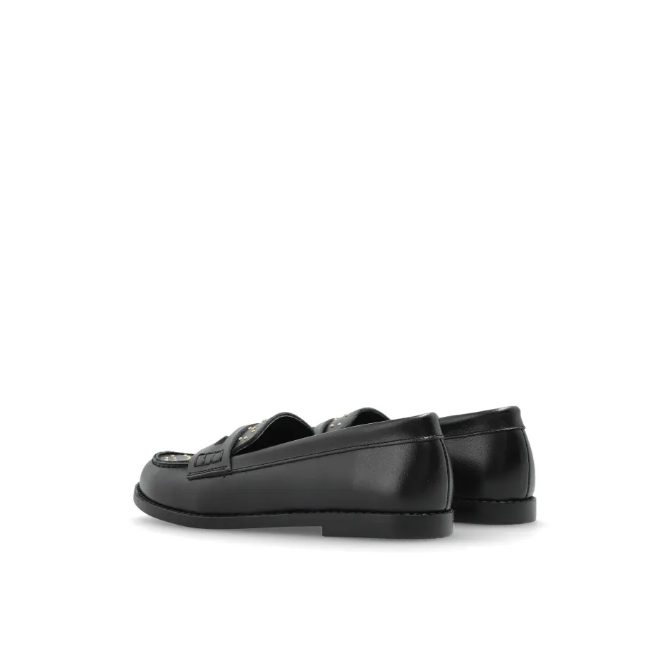 Skórzane buty typu `loafers`