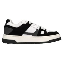 Skórzane i zamszowe sneakersy