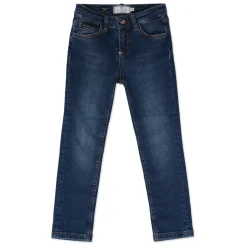 Slim Fit Statement
