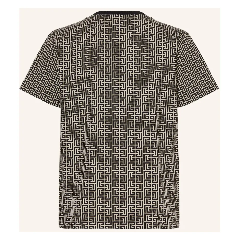 Stylowe T-shirty i Pola